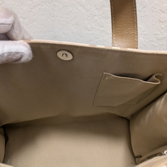 Burberry pink candy canvas pvc tote bag - Picture 7 of 9